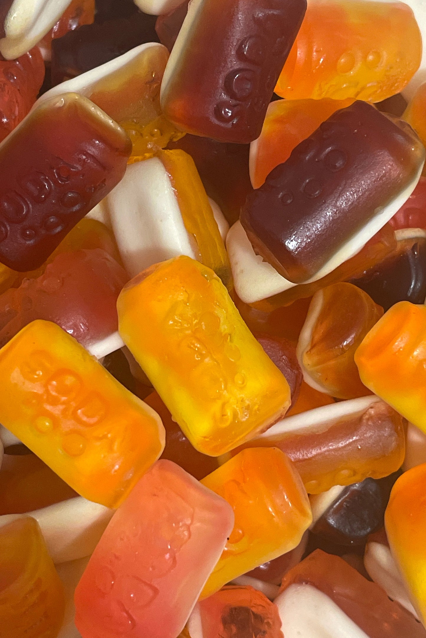 Canette Fourrée Lisse Cola Fraise Orange (100g)